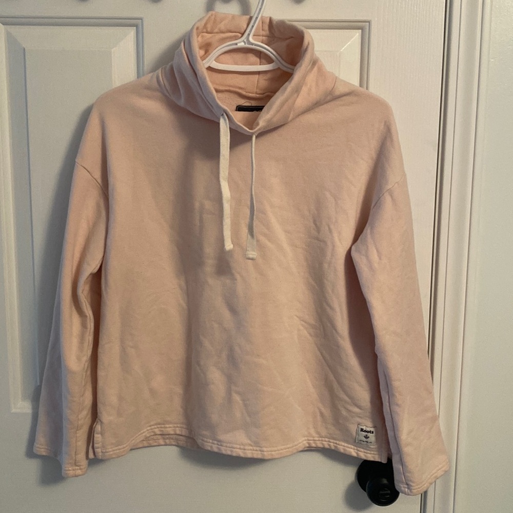 VGUC Roots sweater size small pale pink